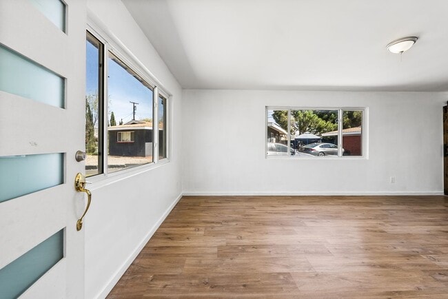 Photo - 442 Lightcap St