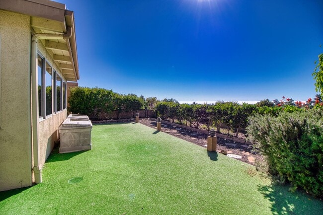 Photo - 250 Gloxina St