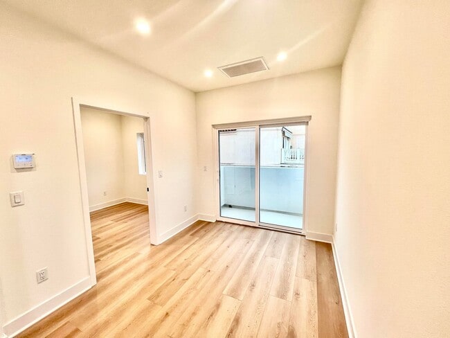 Photo - 202 18th St Unit 202 18th St -2