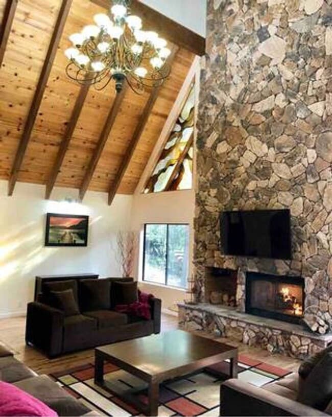 Great Contemporary Lake View Home above Bu... - Great Contemporary Lake View Home above Bu...