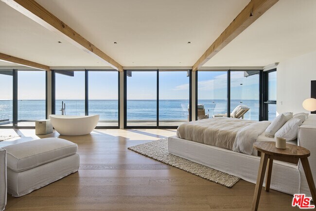 Photo - 24548 Malibu Rd