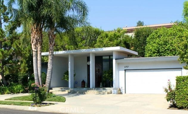 Photo - 6757 Daryn Dr
