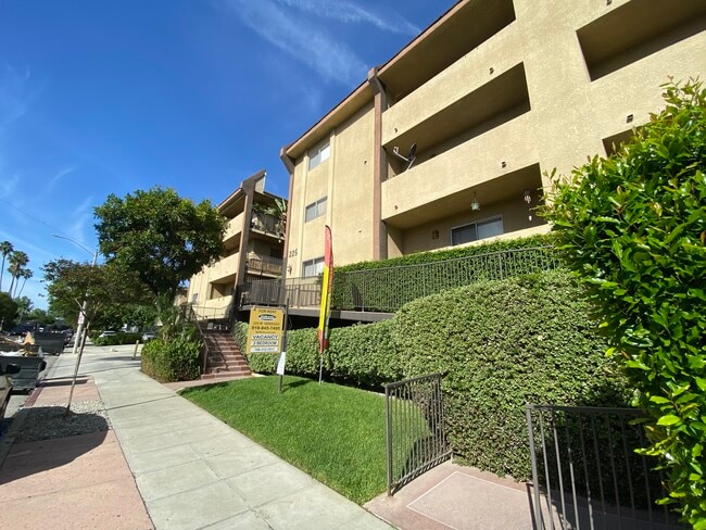 Building Photo - 225 W. Verdugo
