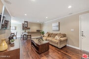 Photo - 525 N Sycamore Ave Unit 419