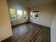 Photo - UPGRADED 4 BEDROOM NEAR DRAKE PARK! Unit 1121