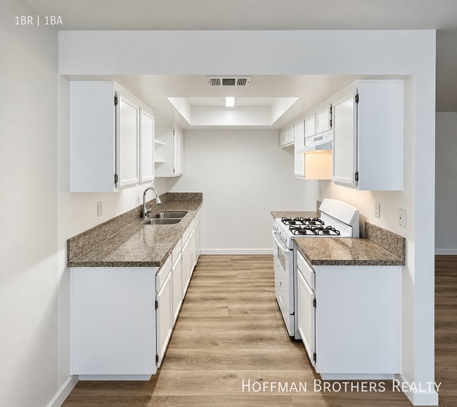 Photo - 15000 Burbank Blvd Unit 103