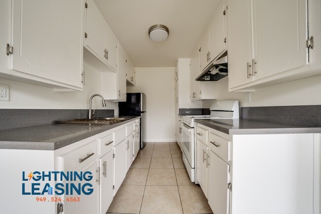 Photo - 8140 Langdon Ave Condo Unit 27D
