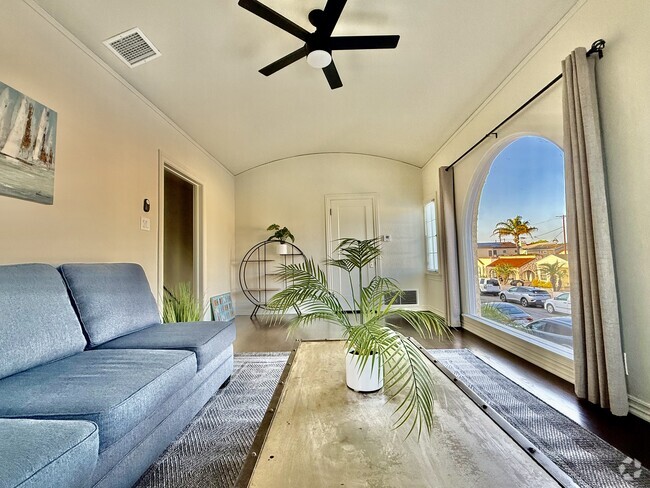 Building Photo - 211 Corona Ave Rental