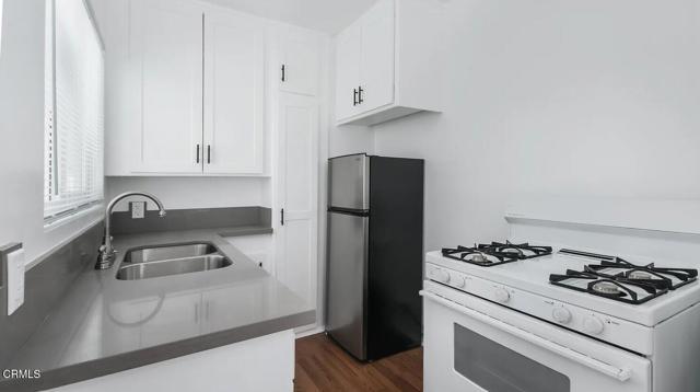 Photo - 230 N Hollywood Way Unit C