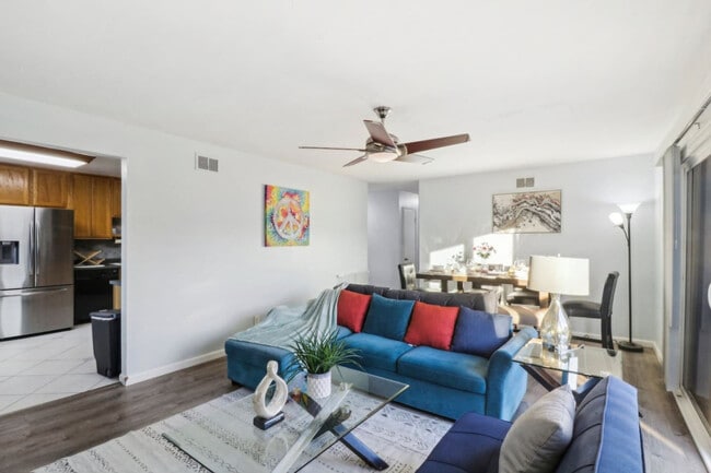 Photo - 1319 E Lexington Ave Apartment Unit ID1283127P