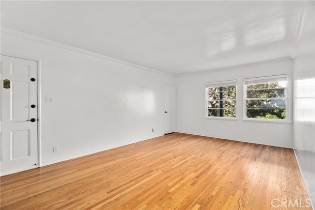 Photo - 263 N Swall Dr