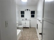 Photo - 656 W 33rd St