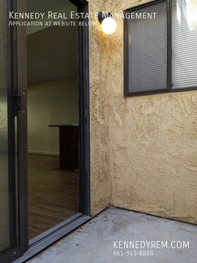 Photo - 1757 W Ave J