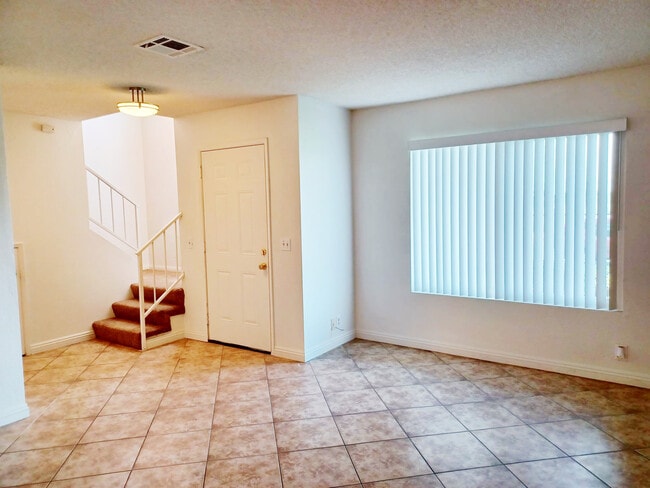 Photo - 127 Tiger Ln Townhome