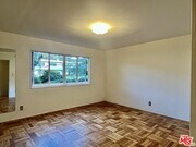 Photo - 5205 Village Green