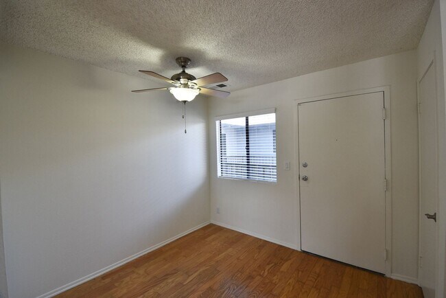 Photo - 12249 Oxnard St Unit 202