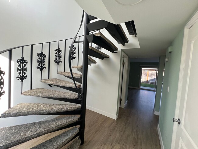 Photo - 14542 Carfax Dr Unit #C