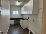 Photo - 3080 Lindero St