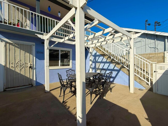 Building Photo - 1336-38 Knoxville St Unit 1336 Knoxville