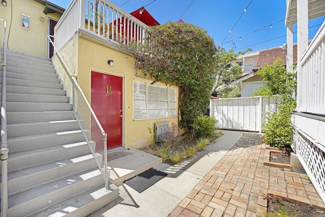 Photo - 844 2nd St Unit B