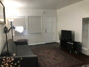 Photo - 15863 Victory Blvd