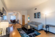 Open space, bright high ceilings - 1466 S Canfield Ave Unit 2