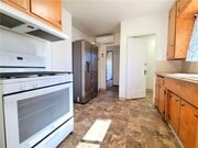 Photo - 902 College Ave