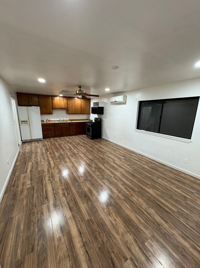 Building Photo - 9096 8th Ave