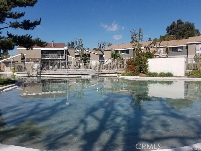 Building Photo - 2847 S Fairview St Unit H