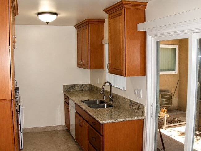 Photo - 1807 Fremont Ave Unit 022