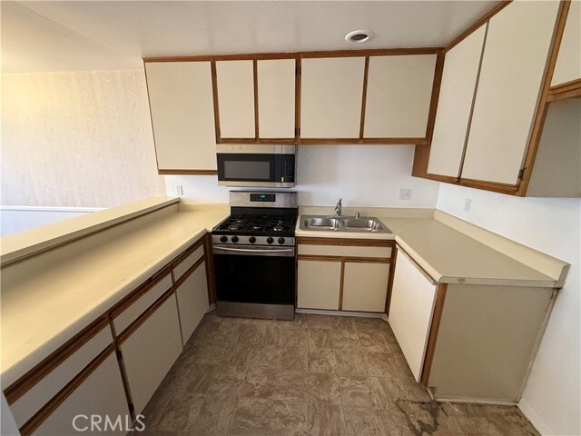 Photo - 14758 Magnolia Blvd Unit 203