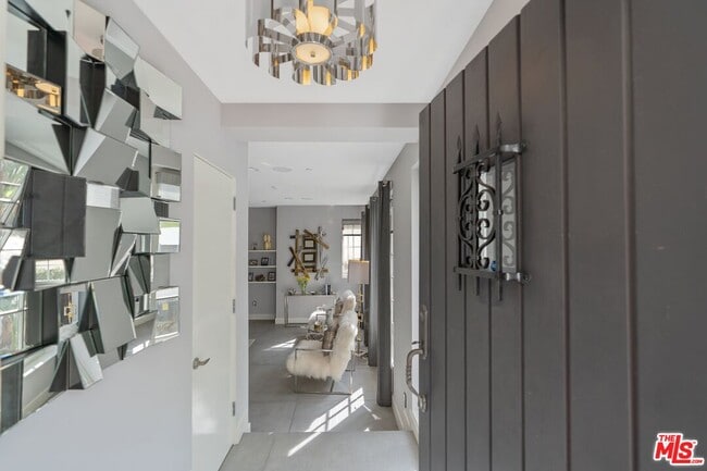 Photo - 1250 N Harper Ave Unit 302