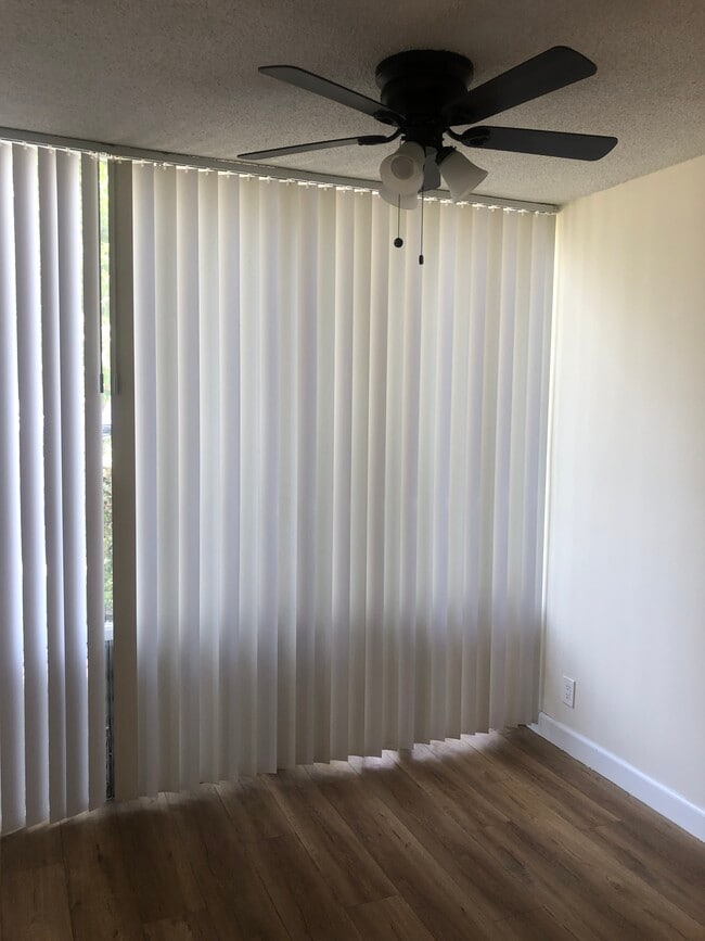 Photo - 514 S Gramercy Pl Unit 02