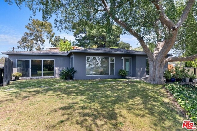 Building Photo - 4608 Nob Hill Dr
