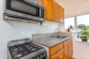 Photo - 1650 Winona Blvd Apartments