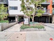 Photo - 725 N Alfred St Apartment Unit 107