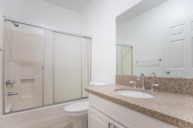 Photo - 1939 Beloit Ave Unit 104