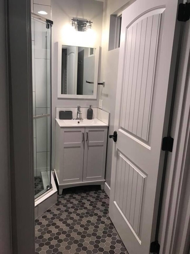 Photo - 14000 Califa St Unit 14000