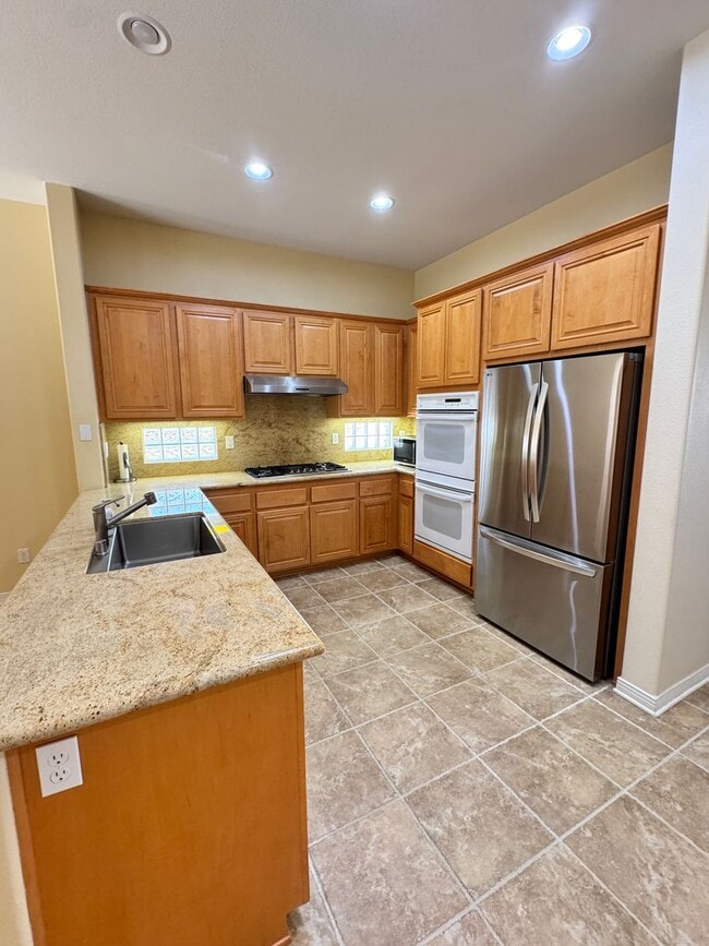 Photo - 1684 Blue Canyon St