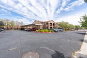 Photo - Twin Palm Apartments