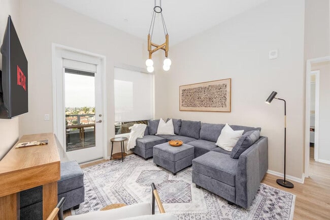 Building Photo - 4384 Iowa St