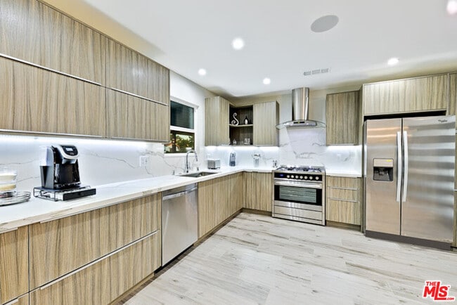 Photo - 1741 Stearns Dr