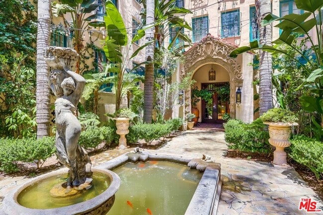 Photo - 642 S Bronson Ave Unit 207