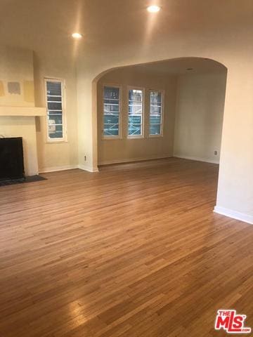 6108: Living and Dinning - 6106-6108 Horner