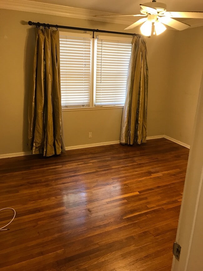 Bedroom - 3857 Prospect Ave Unit (3857-1/2)