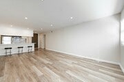 Photo - 532 N Rossmore Ave