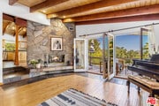 Photo - 2716 Halsey Rd
