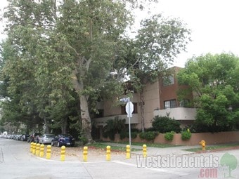 Photo - 755 N Sweetzer Ave Apartment Unit 107
