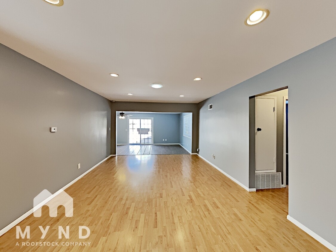 3D Tour - 5572 Waring Rd House