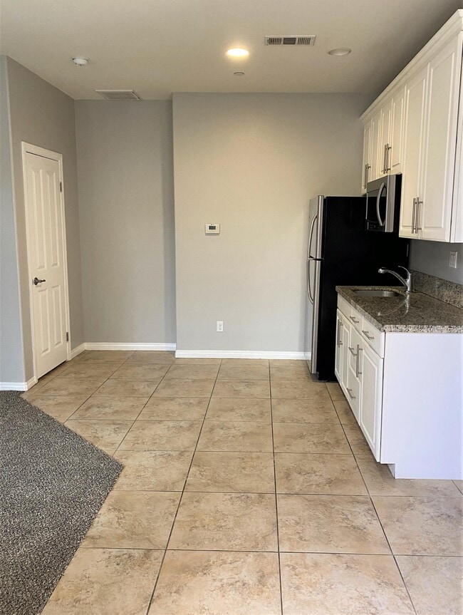 Photo - 32406 Whispering Glen Trail